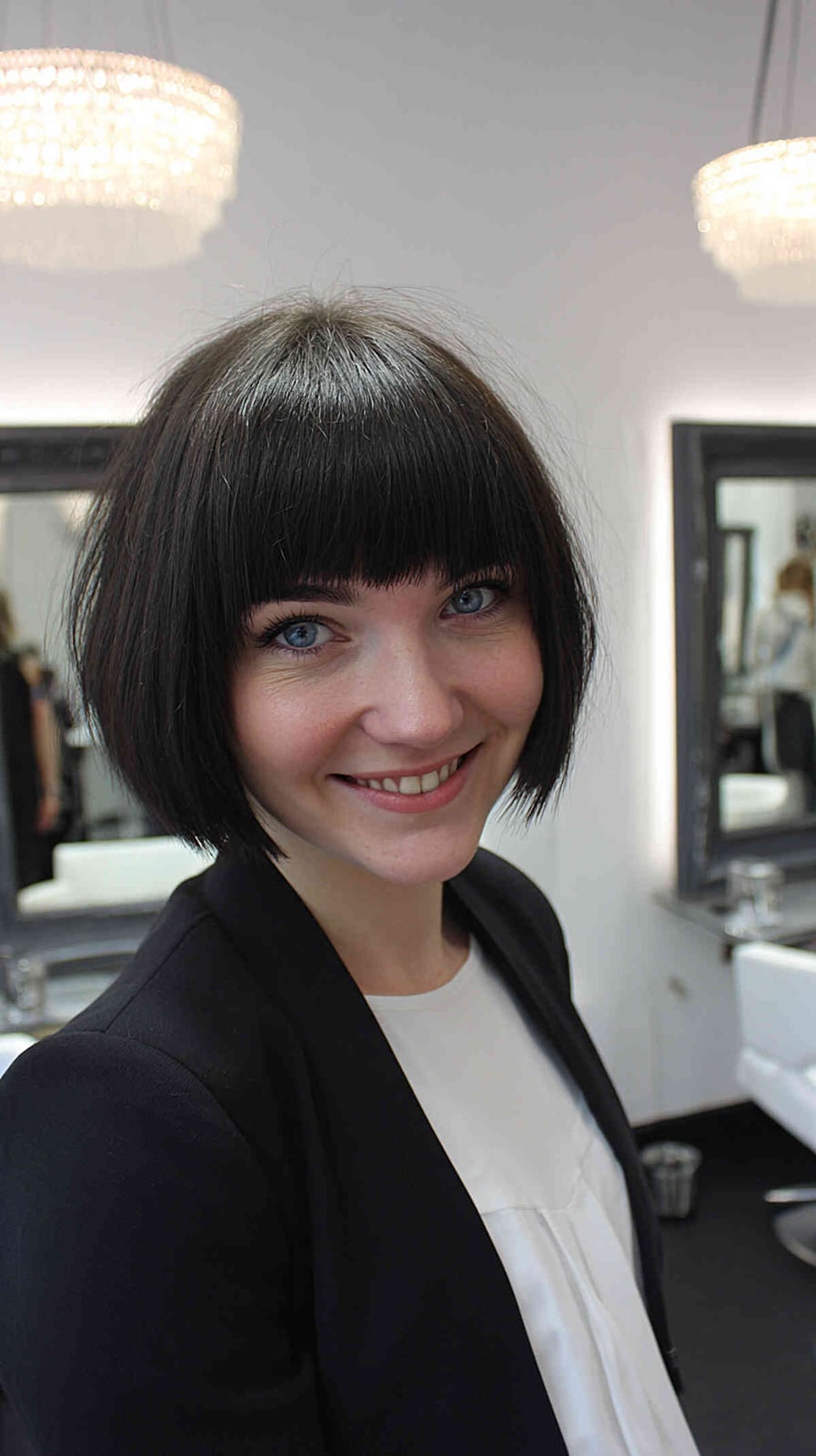 Chin Length Bob With Blunt Bangs, Straight Chin Length Bob With Blunt Bangs, Straight — Trendy Black Hair