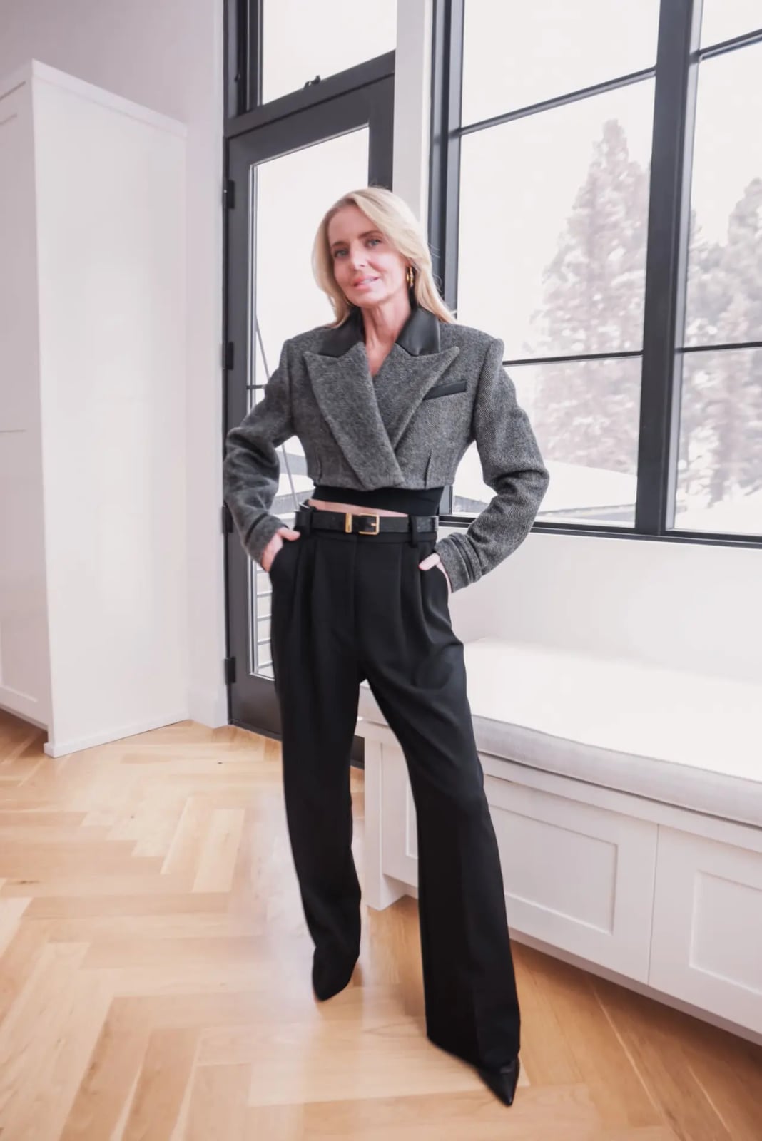 High Waisted Black Trousers with Cropped Blazer — Trendy Black Trousers Outfit