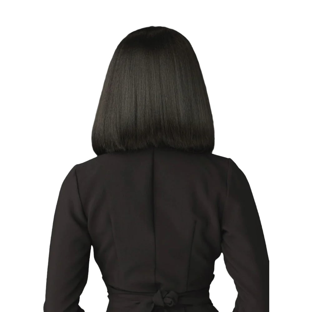 Back View Collarbone Bob With Sharp Line Back View Collarbone Bob With Sharp Line — Trendy Black Wig
