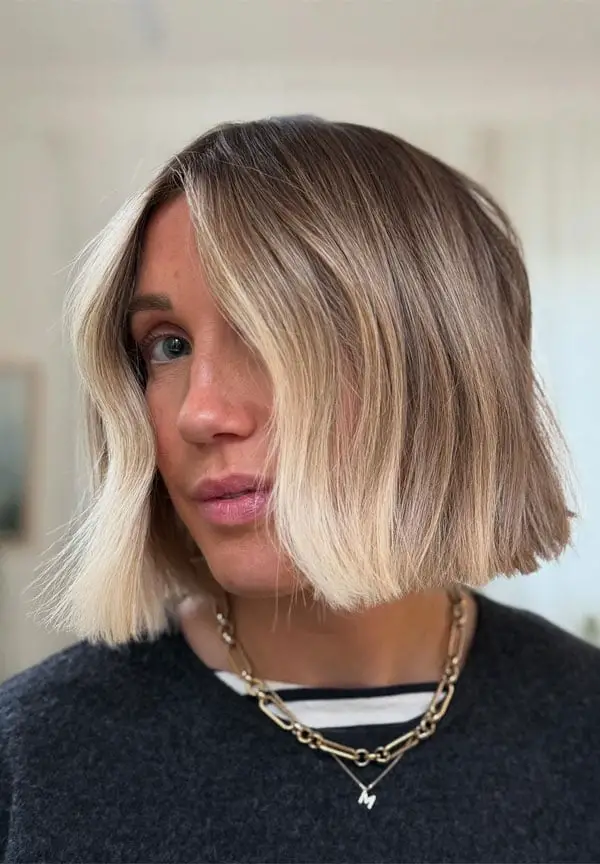 Beige Blonde Ombre Blunt Bob Beige Blonde Ombre Blunt Bob — Trendy Blonde Short Hair