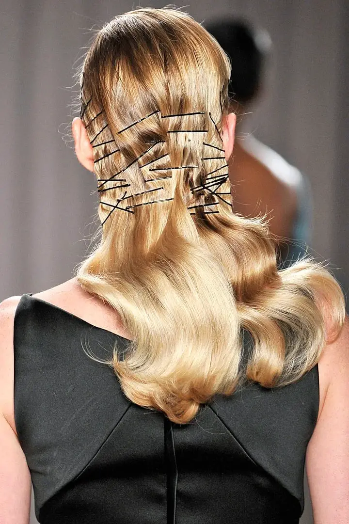 Ash Blonde Voluminous Ponytail With Intricate Pins Ash Blonde Voluminous Ponytail With Intricate Pins — Trendy Bobby Pins Hairstyles