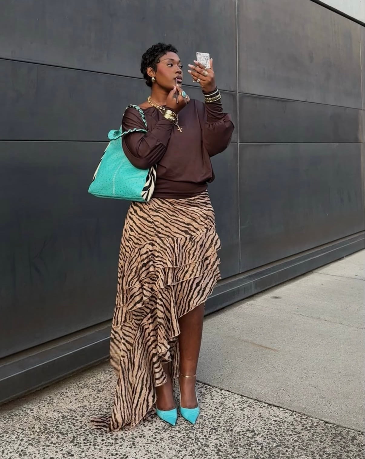 Tiger Stripe Ruffled Skirt with Brown Blouse Tiger Stripe Ruffled Skirt with Brown Blouse — Trendy Boho Chic Outfits