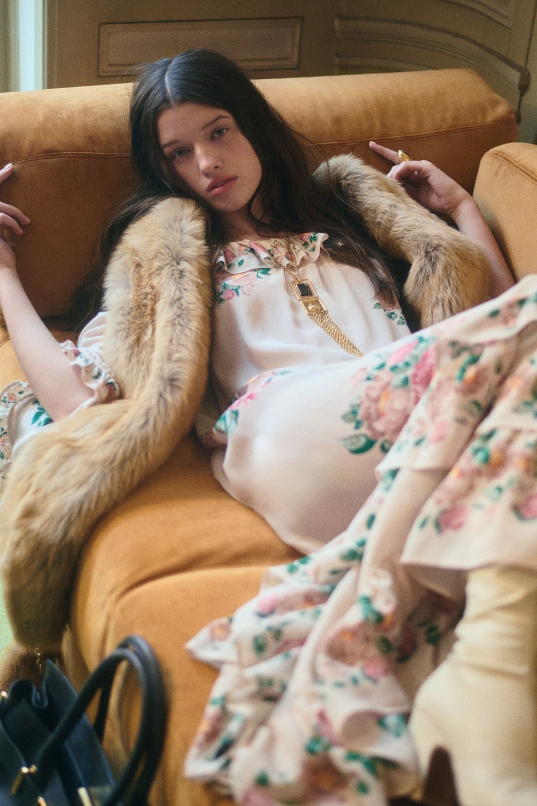Floral Maxi Dress with Fur Stole Floral Maxi Dress with Fur Stole — Trendy Boho Chic Outfits