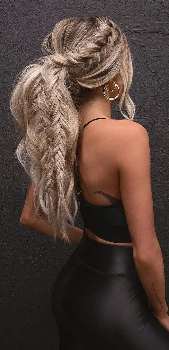 Voluminous Wavy Fishtail Braid Ponytail Voluminous Wavy Fishtail Braid Ponytail — Trendy Braided Ponytail