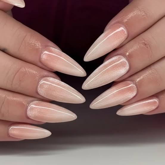 Long Almond Cat-Eye Effect Nails Long Almond Cat-Eye Effect Nails — Trendy Bridal Nails