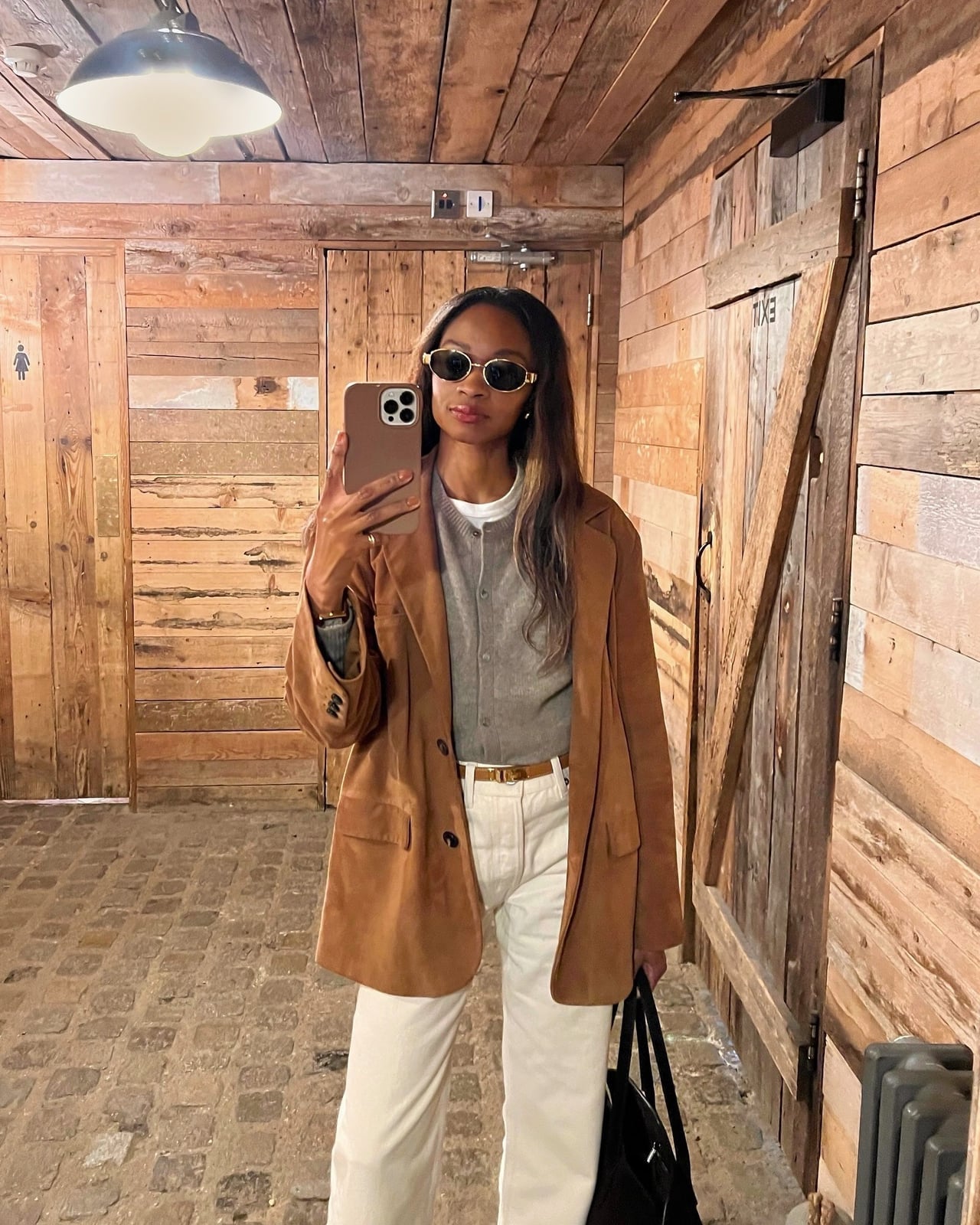 Suede Blazer With Cardigan and Relaxed Trousers Suede Blazer With Cardigan and Relaxed Trousers — Trendy Brown Blazer Outfit