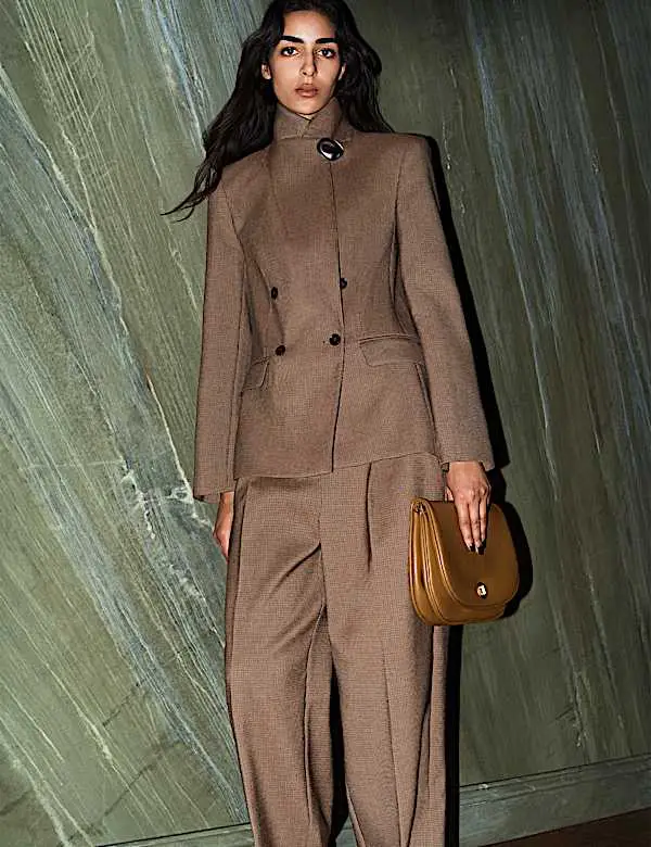 Double-Breasted Blazer With Matching Trousers Double-Breasted Blazer With Matching Trousers — Trendy Brown Blazer Outfit
