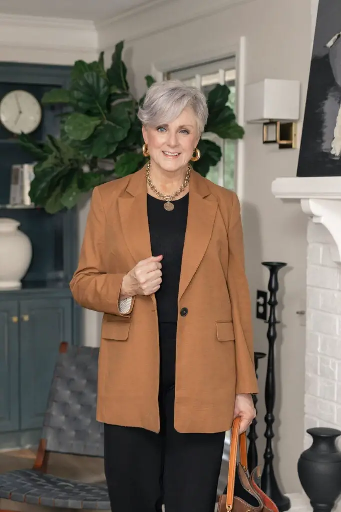 Textured Blazer With Black Top and Pants Textured Blazer With Black Top and Pants — Trendy Brown Blazer Outfit