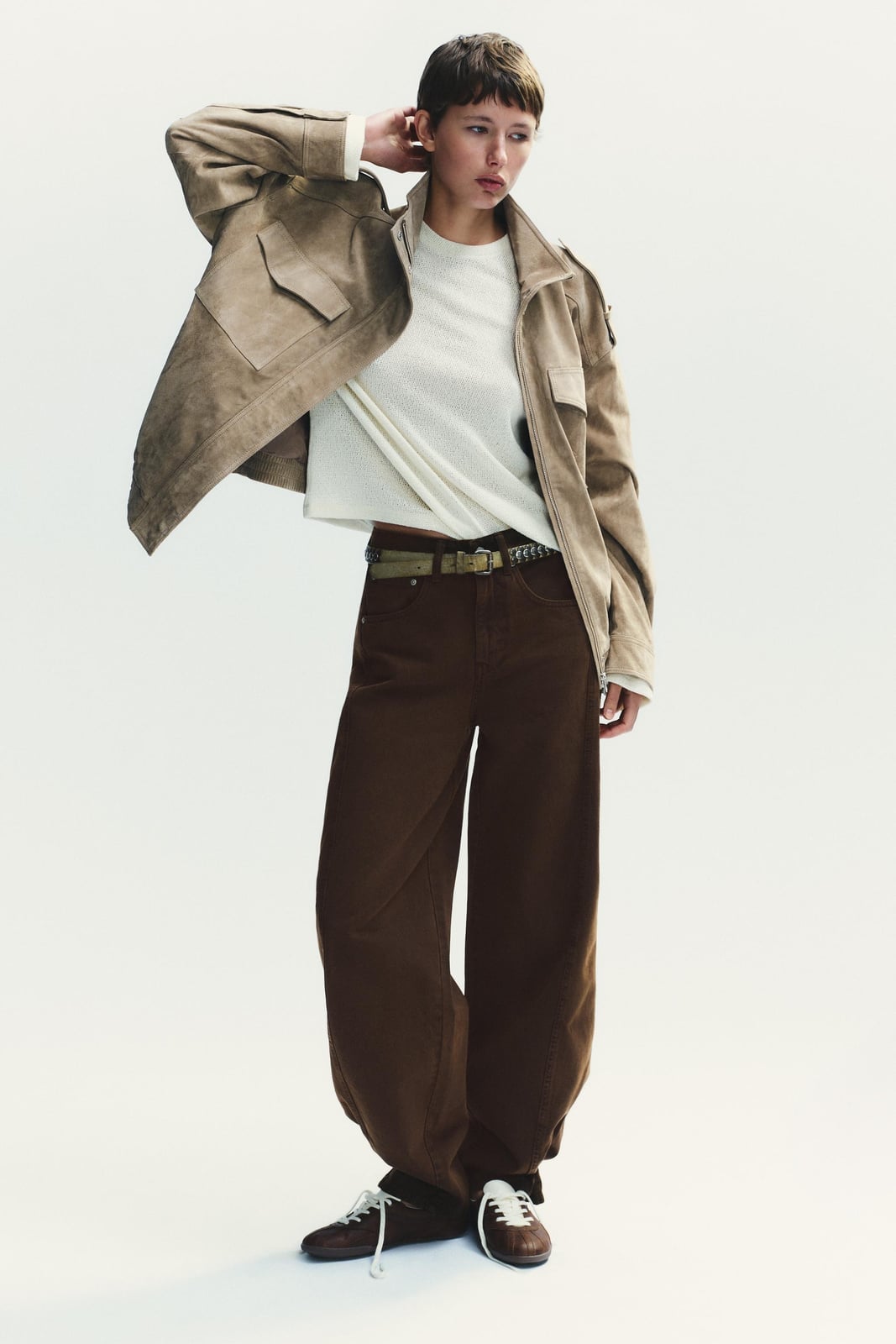 Brown Jeans With Utility Jacket Brown Jeans With Utility Jacket — Trendy Brown Jeans Outfits