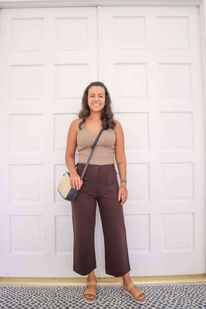 Beige Tank Top with Brown Cropped Trousers — Trendy Brown Outfits
