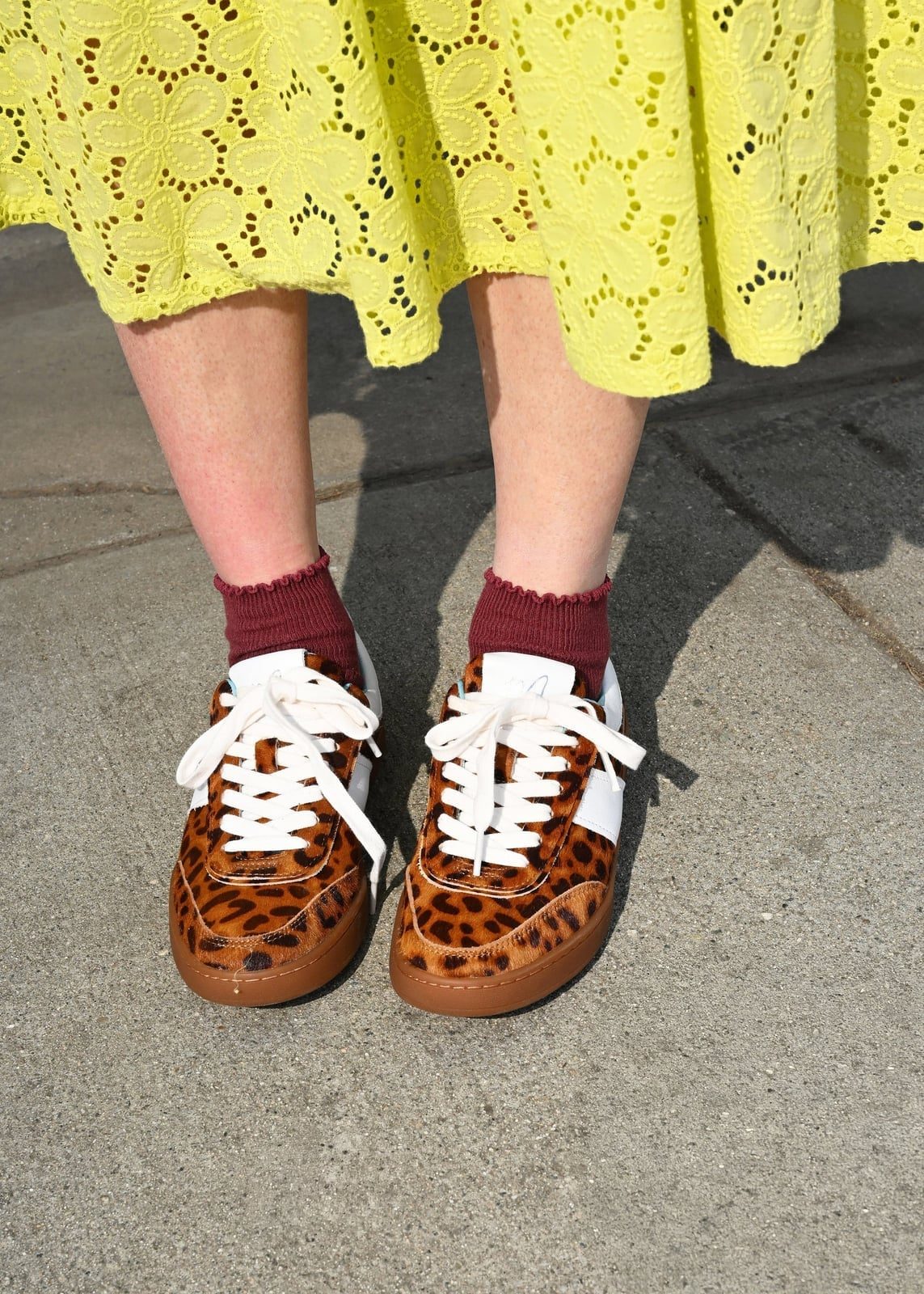 Eyelet Dress with Leopard Print Sneakers Eyelet Dress with Leopard Print Sneakers — Trendy Brown Sneakers Outfit
