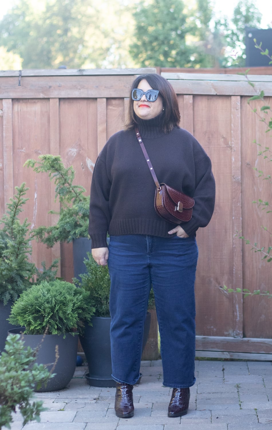 Dark Brown Oversized Sweater With Croc-Embossed, Close-Up Take Dark Brown Oversized Sweater With Croc-Embossed, Close-Up Take — Trendy Brown Sweater Outfit