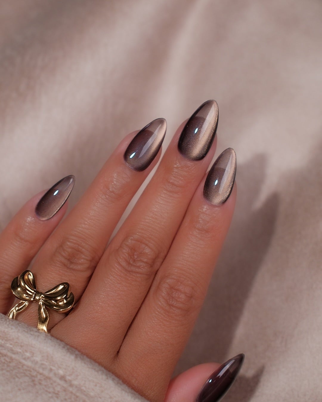 Sophisticated Neutral Brown Cat Eye — Trendy Cat Eye Nail Art