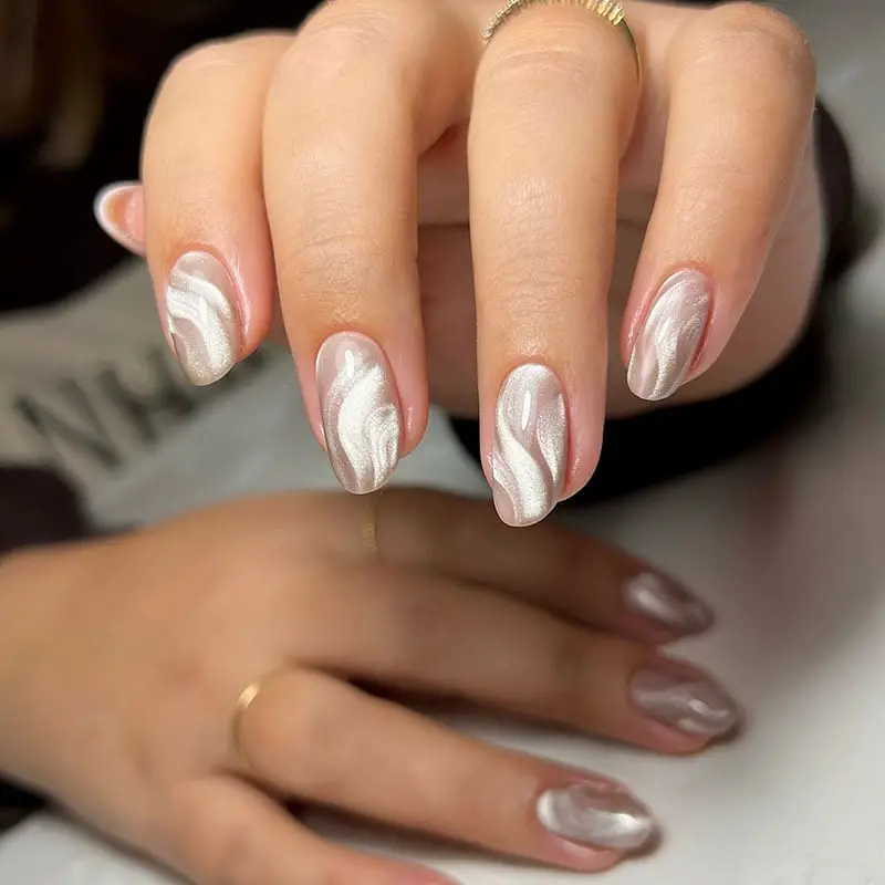 Defined Neutral Beige Short Almond Cat Eye — Trendy Cat Eye Nail Art