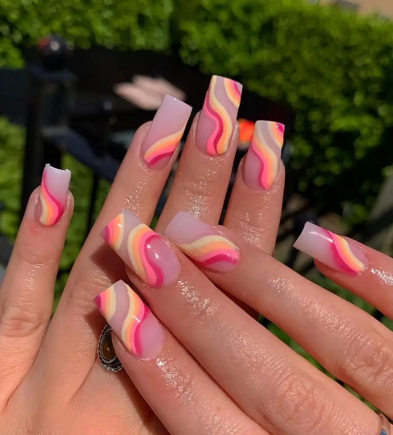 Long Square Pink Orange Yellow Wavy Lines Long Square Pink Orange Yellow Wavy Lines — Trendy Colorful Nails