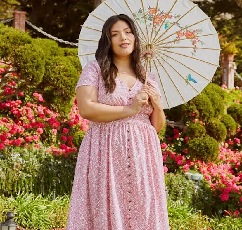 Pink Ditsy Floral Button-Front Midi Dress Pink Ditsy Floral Button-Front Midi Dress — Trendy Cottagecore Outfits
