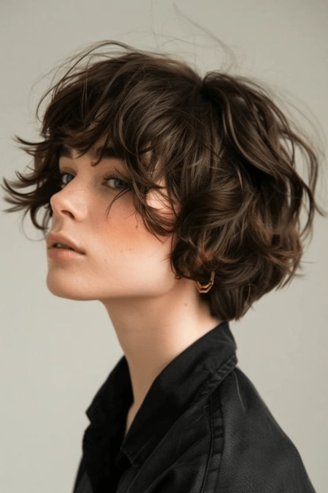 Chin Length Dark Brown Bob With Short Bangs Chin Length Dark Brown Bob With Short Bangs — Trendy Curly Hair