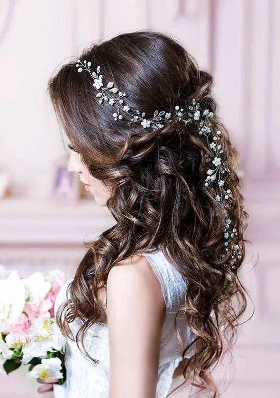 Dark Brown Wavy Half Up With Pearl Vine Dark Brown Wavy Half Up With Pearl Vine — Trendy Curly Hair Wedding