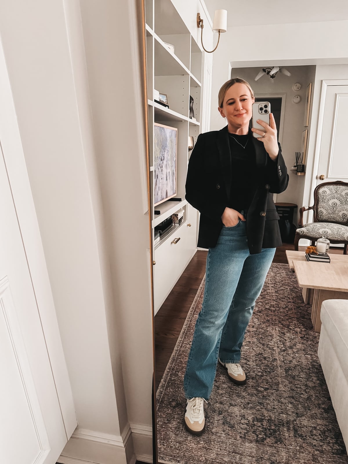 Straight Leg Jeans With Double Breasted Blazer Straight Leg Jeans With Double Breasted Blazer — Trendy Cute Jeans Outfit