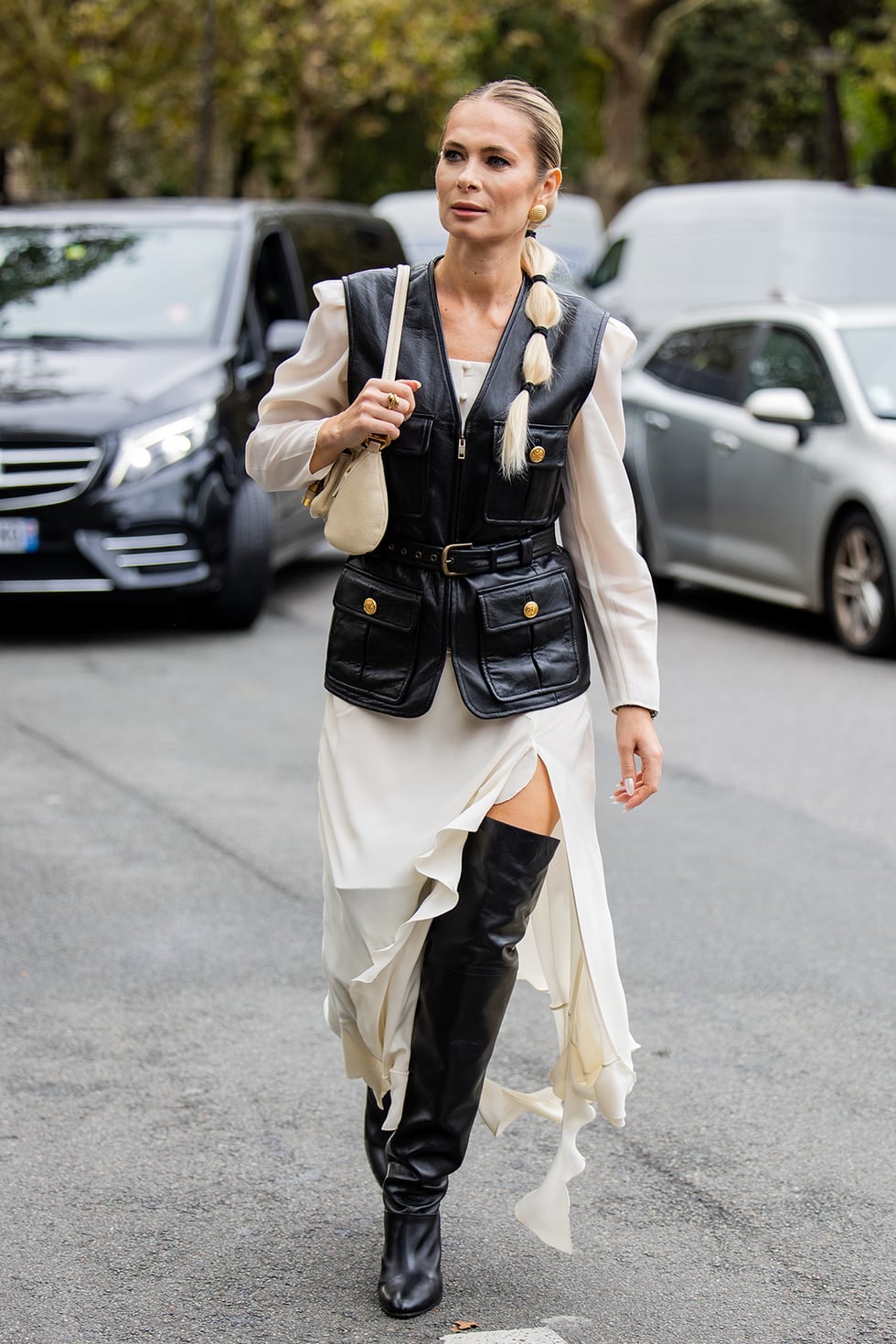 Flowy Midi Dress with Utility Vest and Knee-High Boots Flowy Midi Dress with Utility Vest and Knee-High Boots — Trendy Dress with Boots