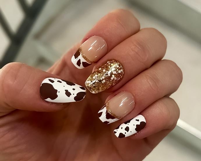 Nude French Glitter Cow Print Medium Square Nails Nude French Glitter Cow Print Medium Square Nails — Trendy Gel Nails Polish