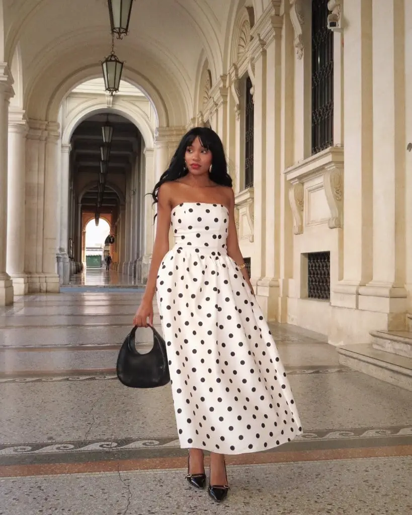 Strapless Black Polka Dot Dress and Pointed Heels Strapless Black Polka Dot Dress and Pointed Heels — Trendy Girly Outfits