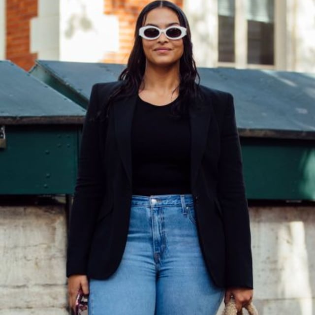 Black Blazer With High Waisted Jeans — Trendy Going Out Outfits