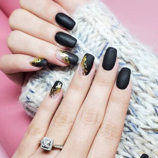 Medium Square Matte Black With Gold Foil Medium Square Matte Black With Gold Foil — Trendy Gold Nails