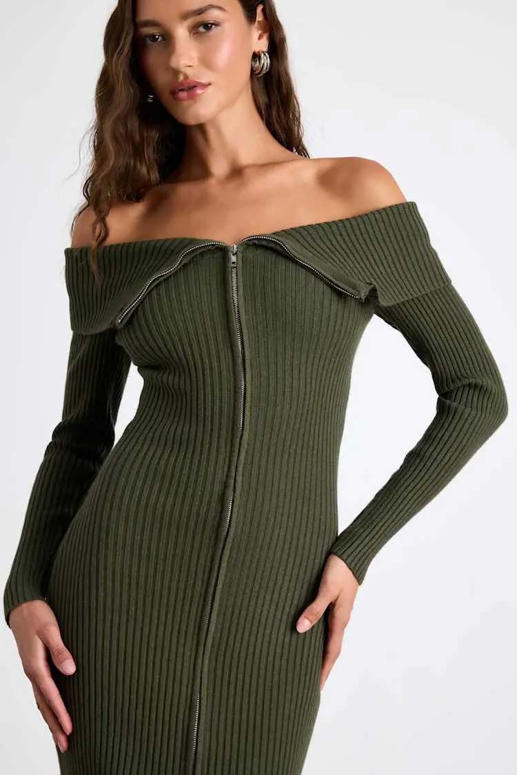 Olive Green Off-The-Shoulder Ribbed Knit Sweater Dress Close-Up Olive Green Off-The-Shoulder Ribbed Knit Sweater Dress Close-Up — Trendy Green Sweater Outfit