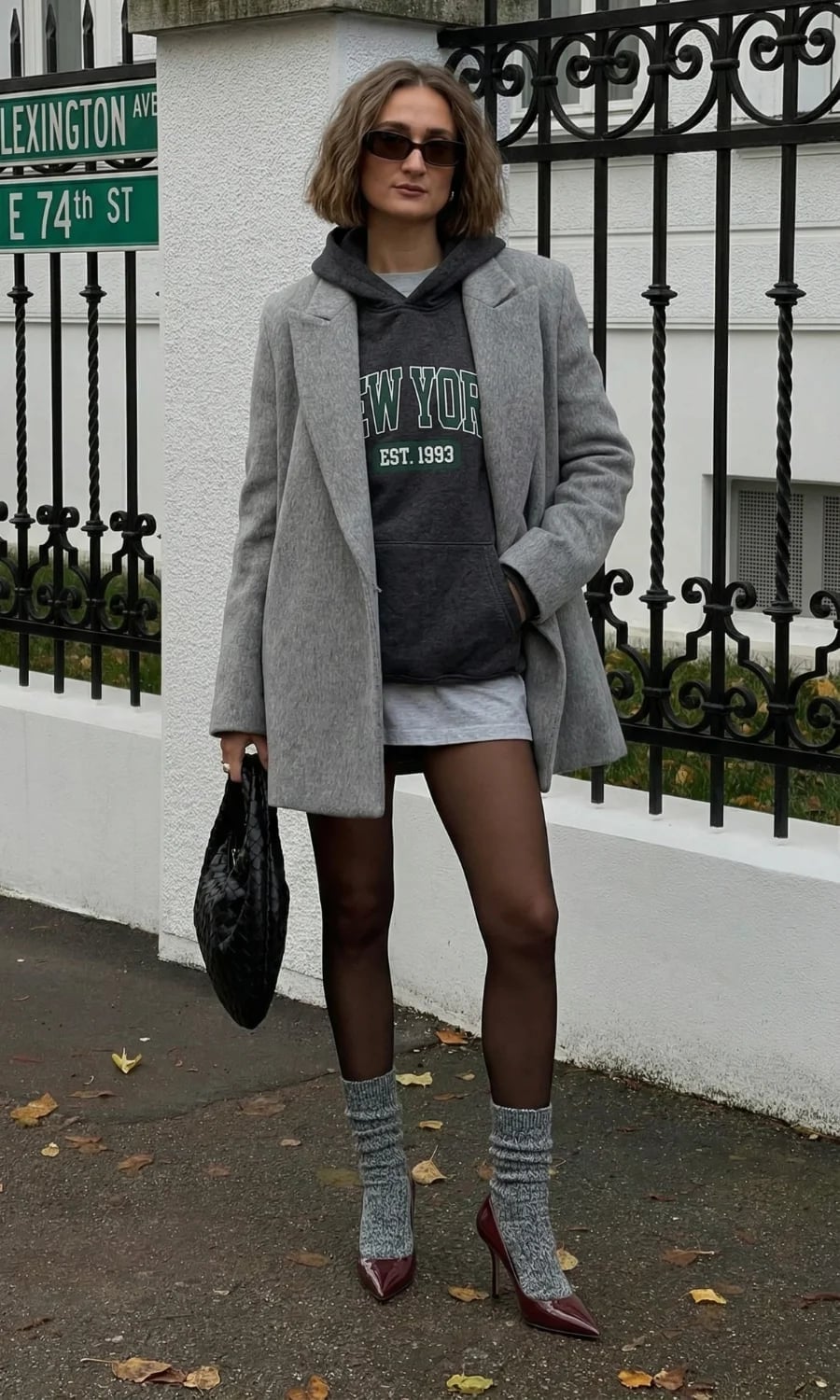 How to Style a Sweatshirt? 21 Chic & Cozy Looks