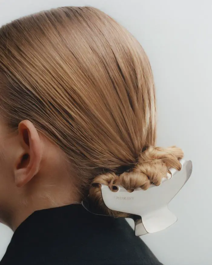 Fine Light Brown Bun With Metallic Claw Clip Fine Light Brown Bun With Metallic Claw Clip — Trendy Hair with Clips