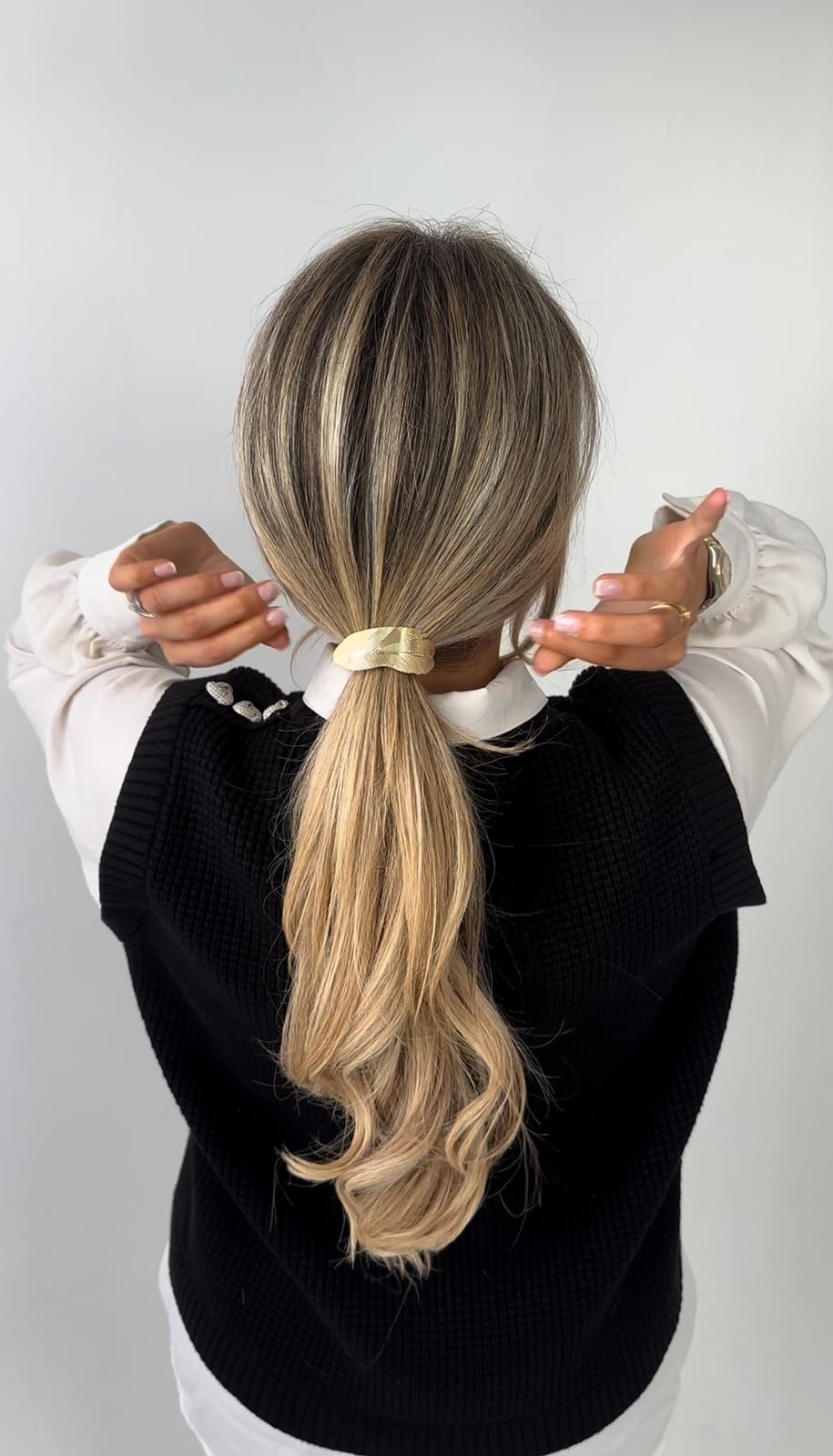 Textured High Ponytail With Subtle Waves Textured High Ponytail With Subtle Waves — Trendy Hairstyles for School