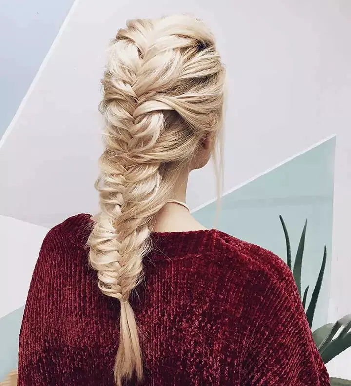 Blonde Fishtail Braid With Loose Texture Blonde Fishtail Braid With Loose Texture — Trendy Hairstyles for School