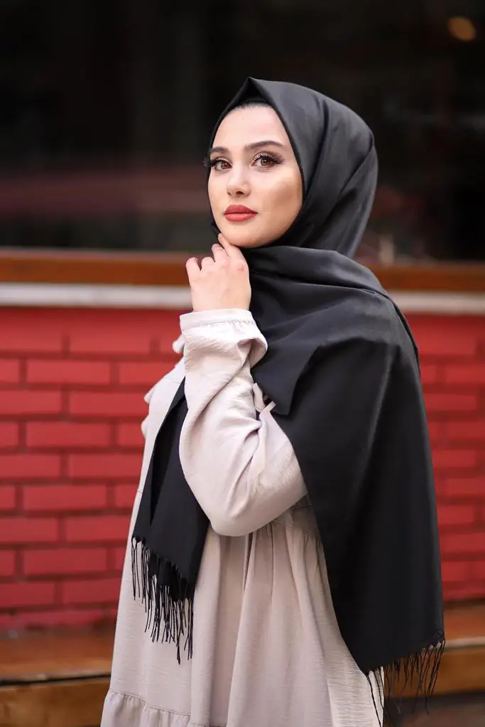 Beige Midi Dress With Fringed Hem — Trendy Hijab Outfits