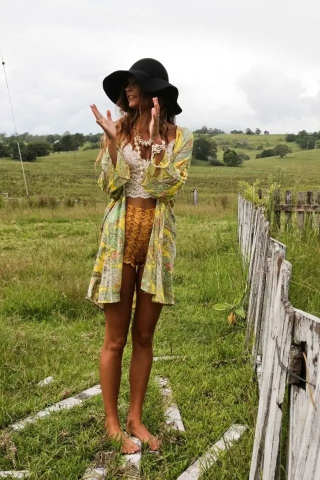 Kimono Robe with Lace Bralette and Patterned Shorts Kimono Robe with Lace Bralette and Patterned Shorts — Trendy Hippie Outfits
