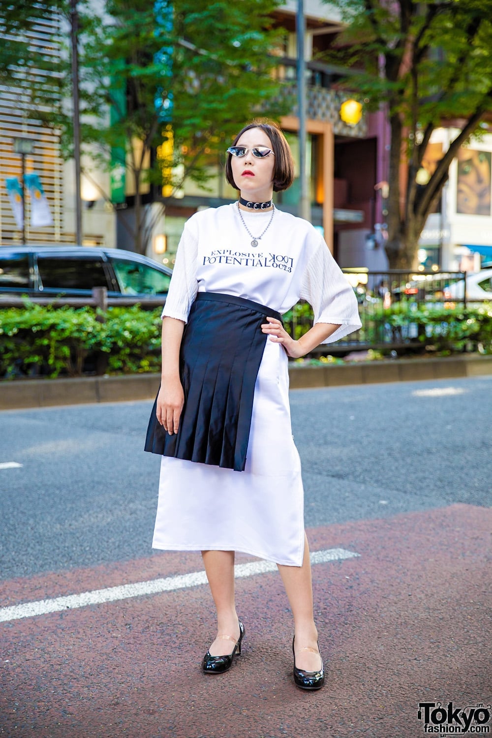Oversized T-Shirt With Pleated Wrap Skirt — Trendy Japanese Outfits