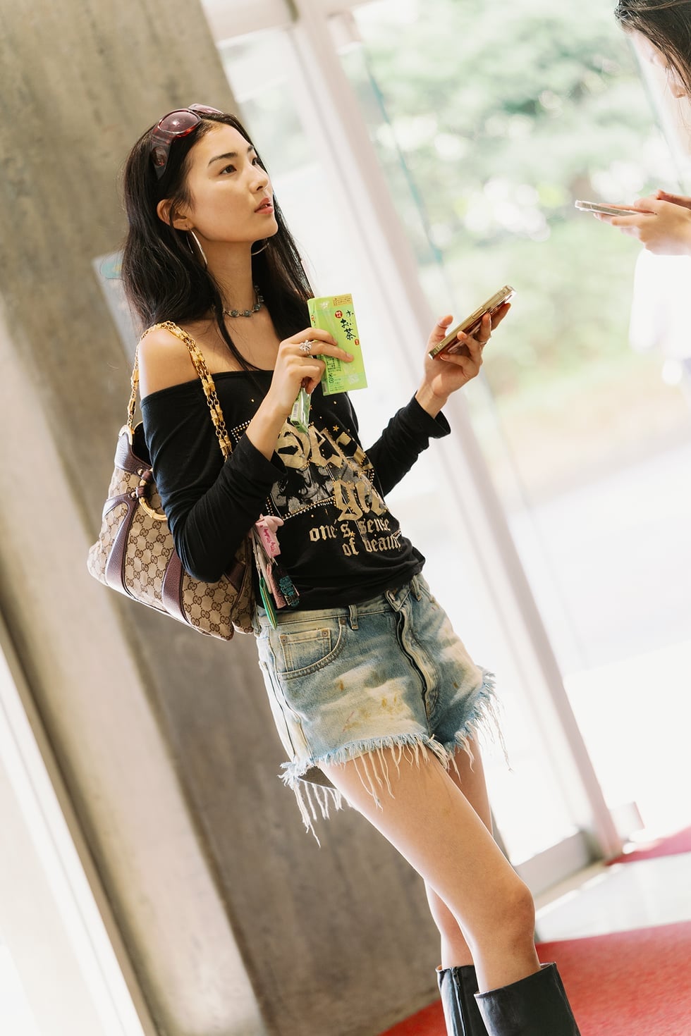 Off-Shoulder Top With Distressed Denim Shorts — Trendy Japanese Outfits