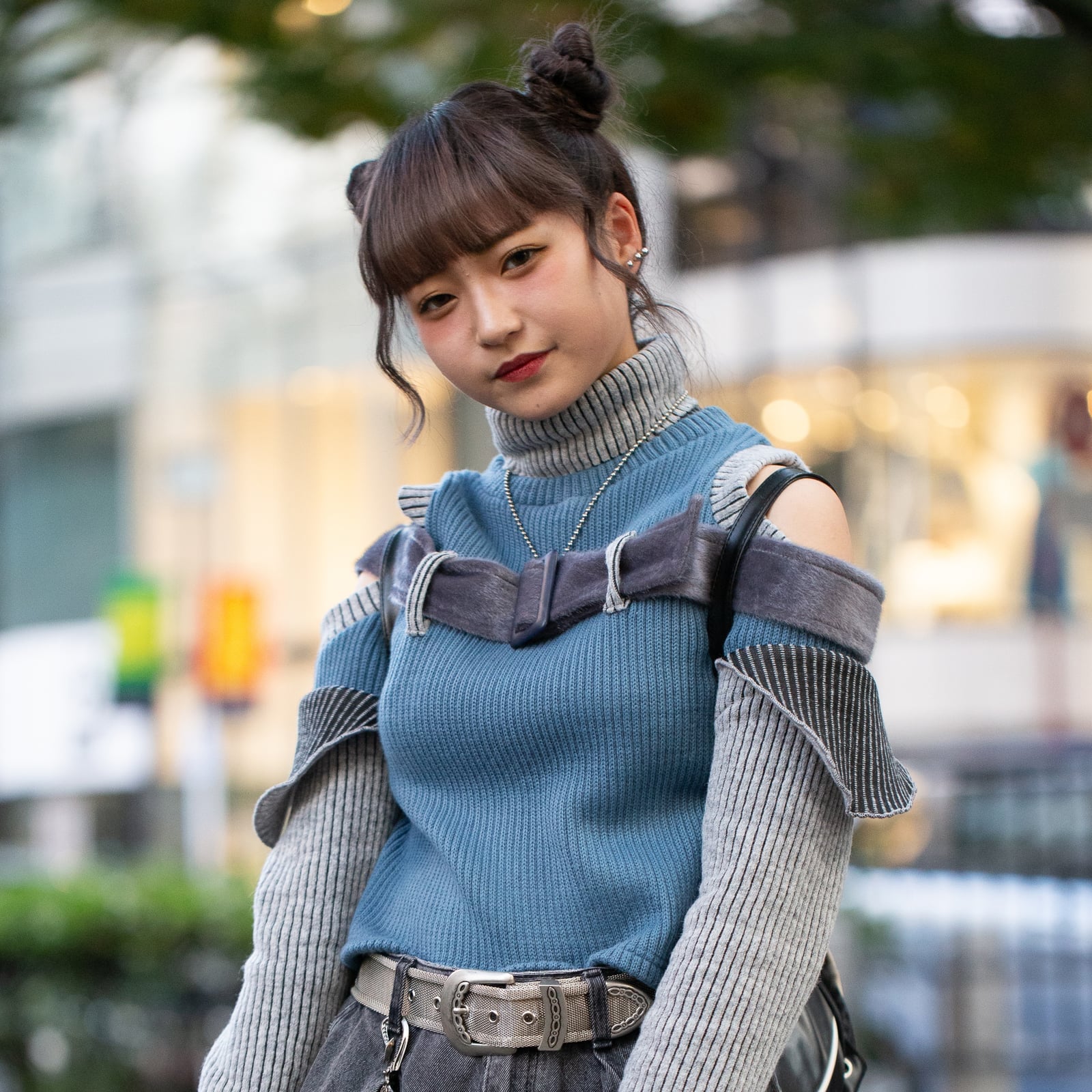 Layered Cold Shoulder Knit With Gray Turtleneck — Trendy Japanese Outfits
