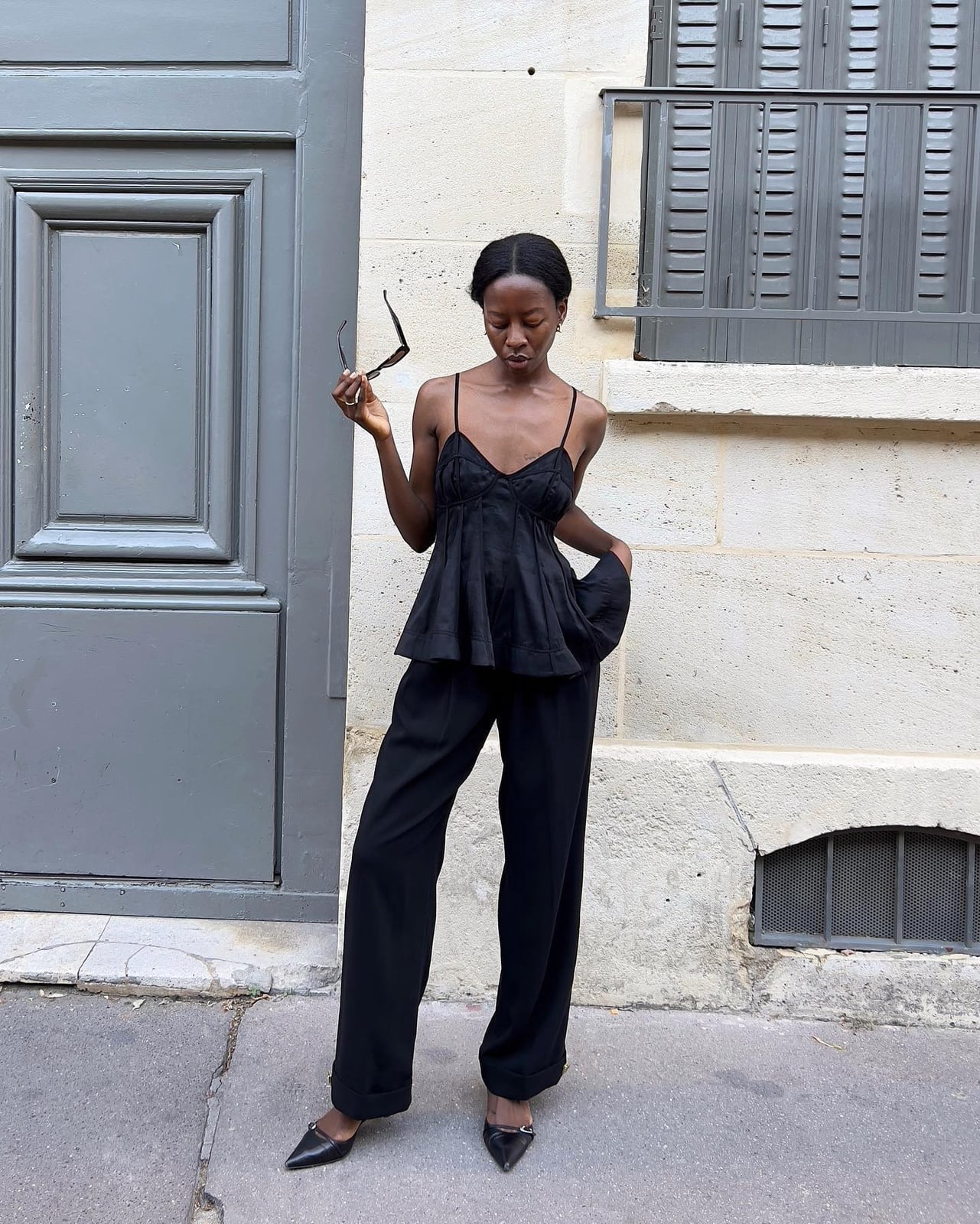 Black Kitten Heels With Peplum Top and Wide Leg Trousers Black Kitten Heels With Peplum Top and Wide Leg Trousers — Trendy Kitten Heels Outfits