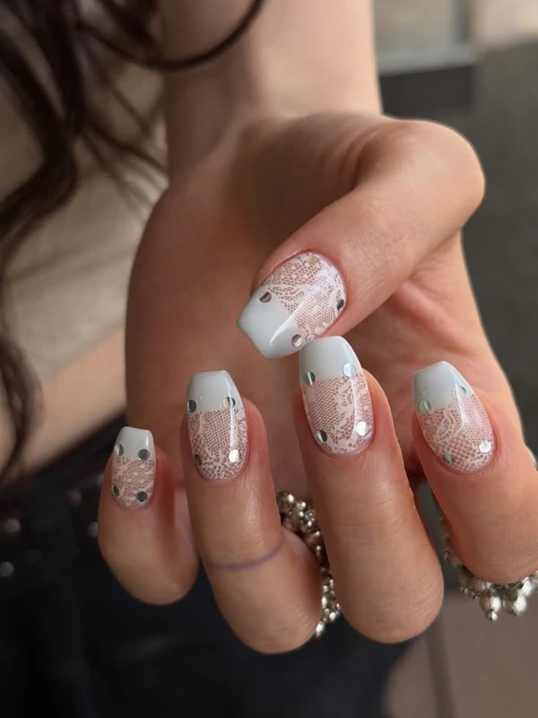 Silver Dot Lace Square Almond Nails Silver Dot Lace Square Almond Nails — Trendy Lace Nails