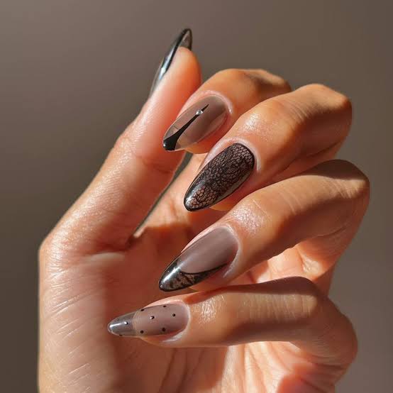 Black Lace Accent Matte Nude Nails Black Lace Accent Matte Nude Nails — Trendy Lace Nails