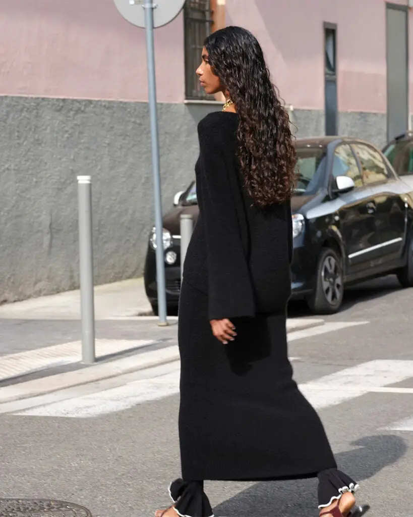 Wool Coat and Pleated Skirt for Neutral Sophistication Wool Coat and Pleated Skirt for Neutral Sophistication — Trendy Luxury Outfits