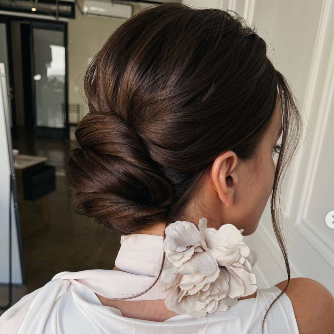 Sleek Ash Blonde Low Bun Sleek Ash Blonde Low Bun — Trendy Natural Bun