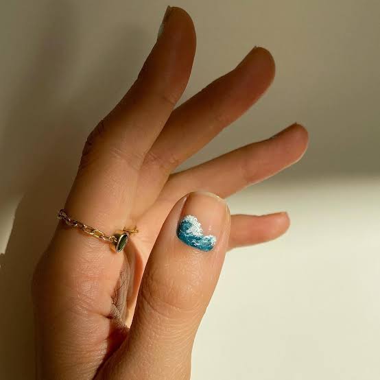 Realistic Wave Short Oval Nail Realistic Wave Short Oval Nail — Trendy Ocean Nails