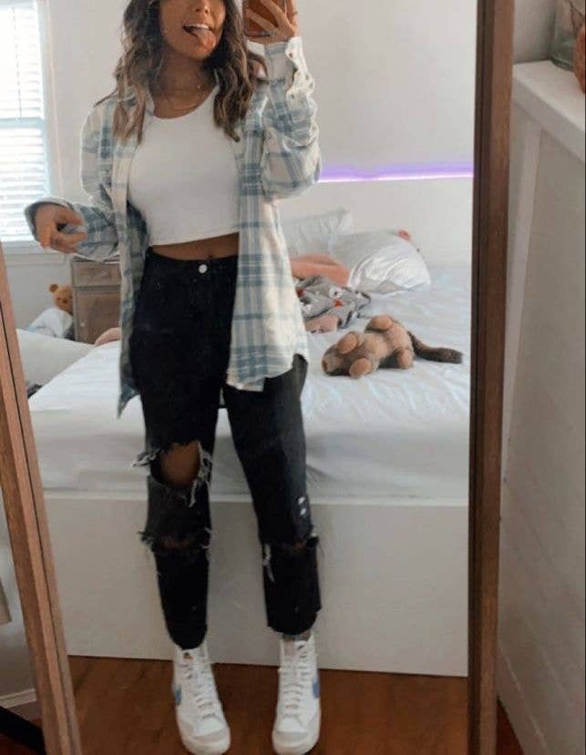 Crop Top Under Plaid Shirt with Ripped Jeans Crop Top Under Plaid Shirt with Ripped Jeans — Trendy Outfits for Teens