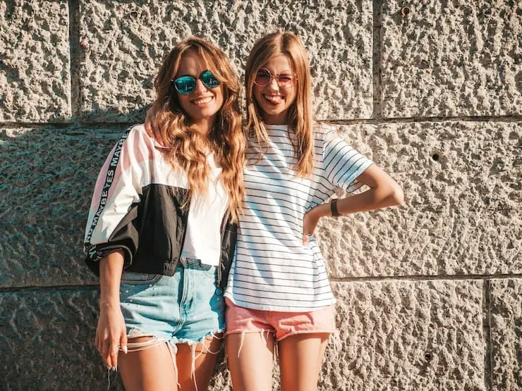 Bomber Jacket with Striped Sleeves and Denim Shorts Bomber Jacket with Striped Sleeves and Denim Shorts — Trendy Outfits for Teens