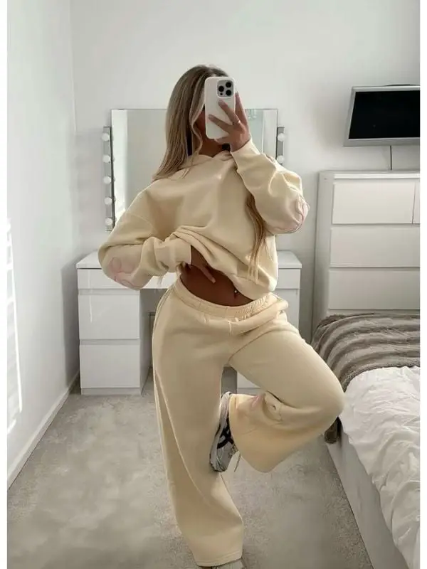 Cream Hoodie and Sweatpants Set Cream Hoodie and Sweatpants Set — Trendy Outfits for Teens