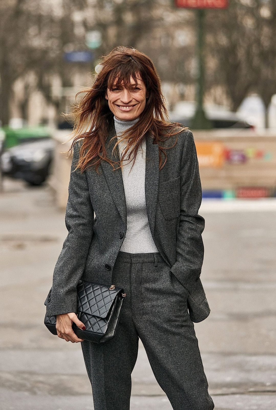 Relaxed Fit Gray Suit with Turtleneck Relaxed Fit Gray Suit with Turtleneck — Trendy Parisian Style