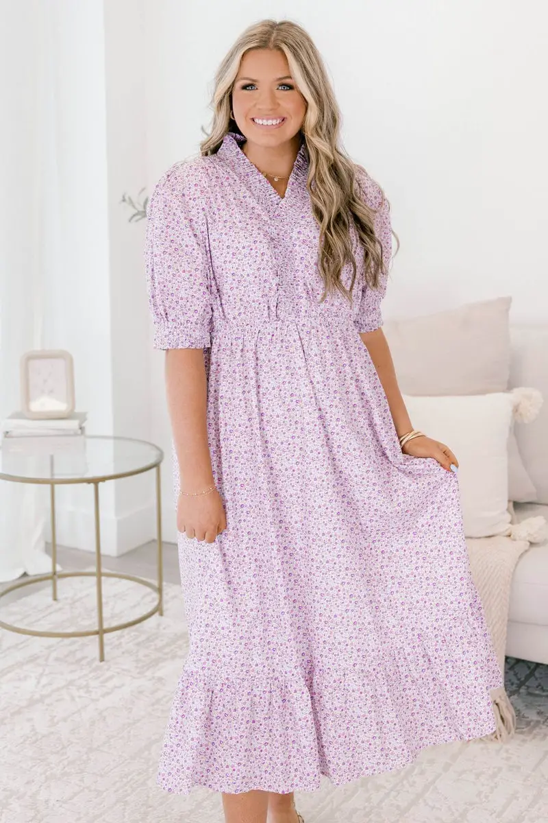 Pale Purple Floral Print Midi Dress with Puff Sleeves Pale Purple Floral Print Midi Dress with Puff Sleeves — Trendy Purple Dress