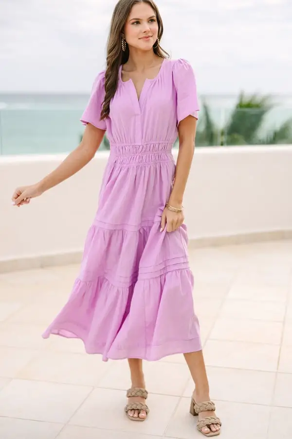 Lilac Tiered Midi Dress for Summer — Trendy Purple Outfits